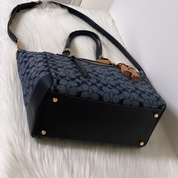 NWT💃Coach Kleo Carryall Signature Chambray - Picture 9 of 12